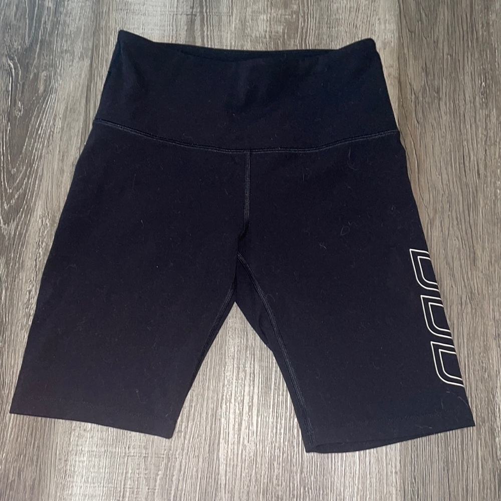 Lorna Jane Bermuda shorts